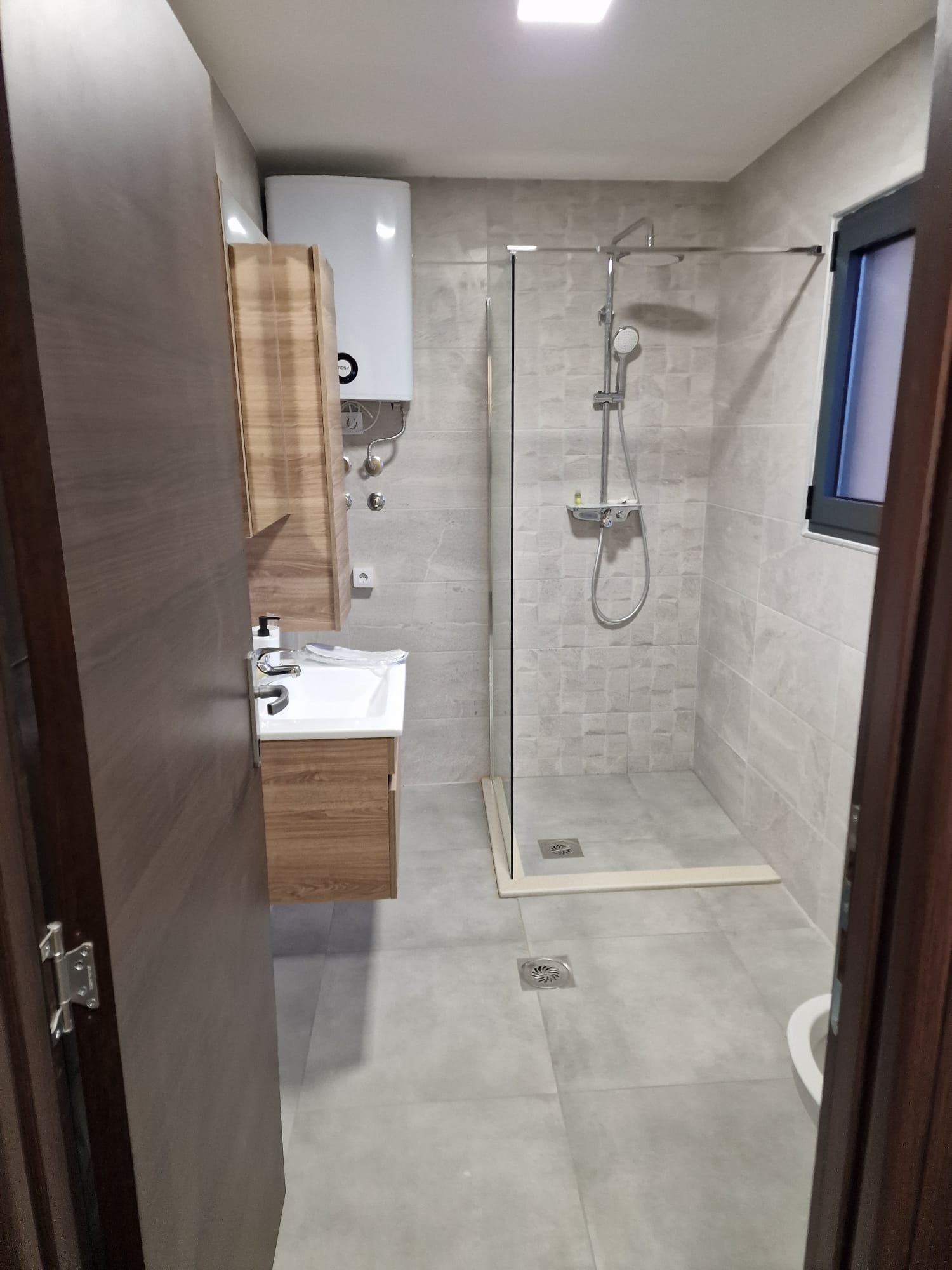 M17 — Module architectural compact, design et lumineux vue 3